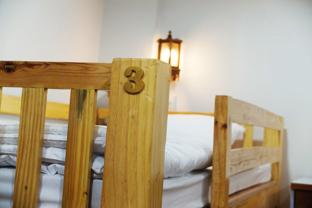 The Sun Hostel Chiang Mai Exterior photo