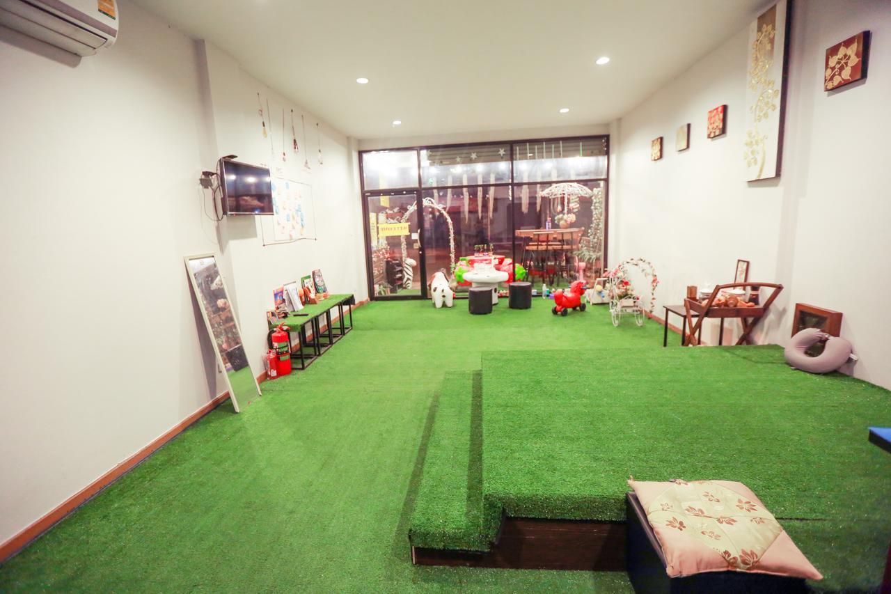 The Sun Hostel Chiang Mai Exterior photo