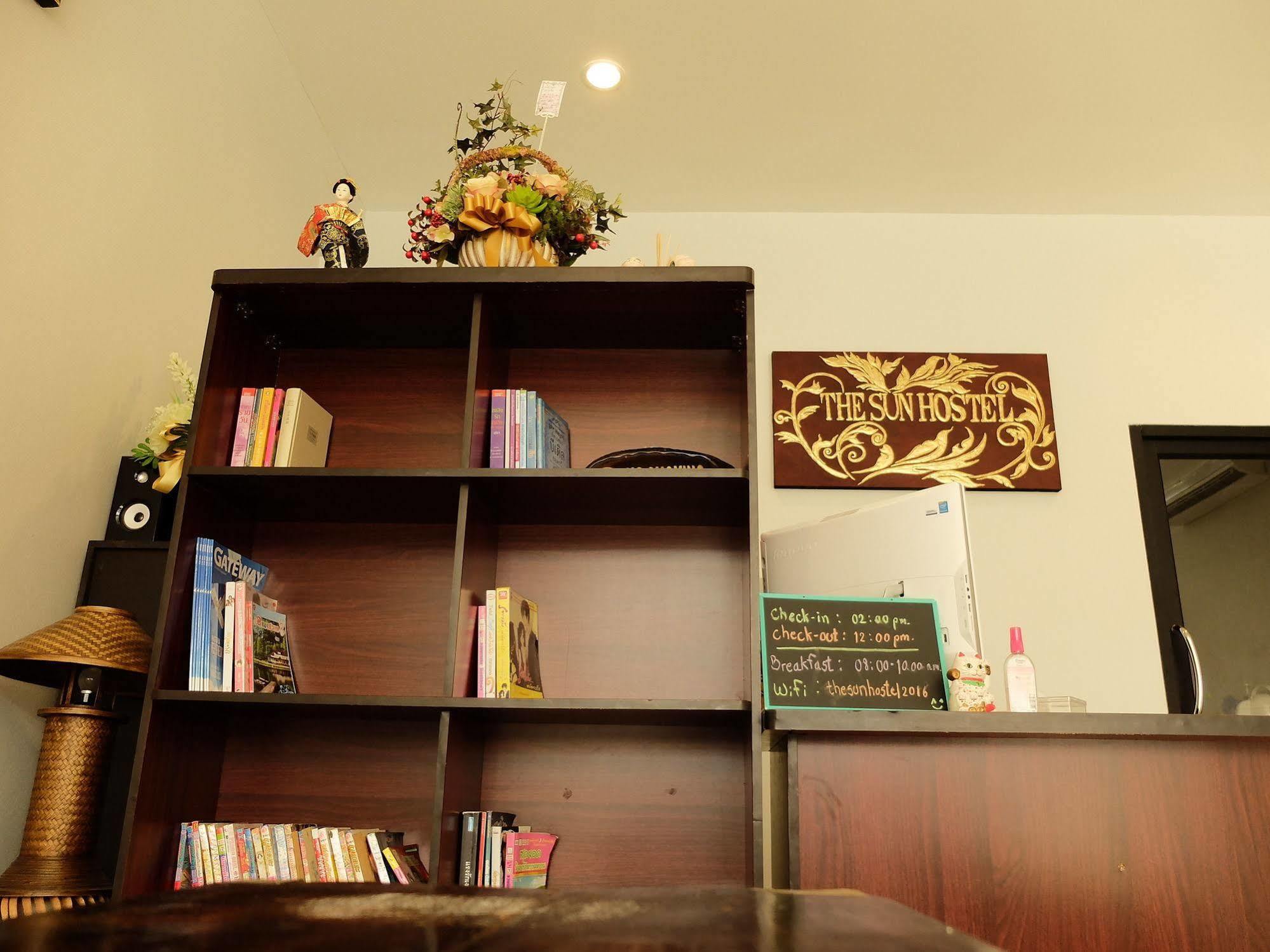 The Sun Hostel Chiang Mai Exterior photo