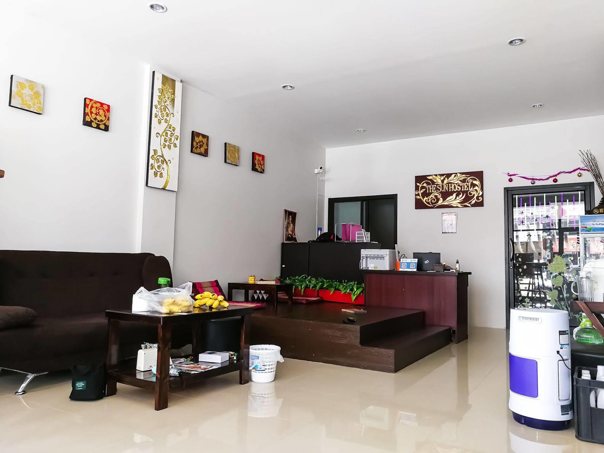 The Sun Hostel Chiang Mai Exterior photo